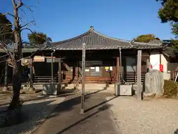 薬師寺の本殿・本堂