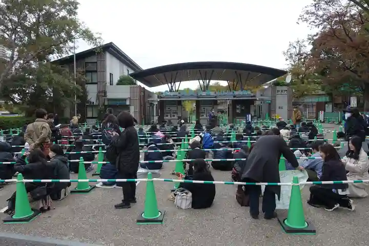 寛永寺不忍池弁天堂の周辺