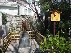 蔵前神社の狛犬