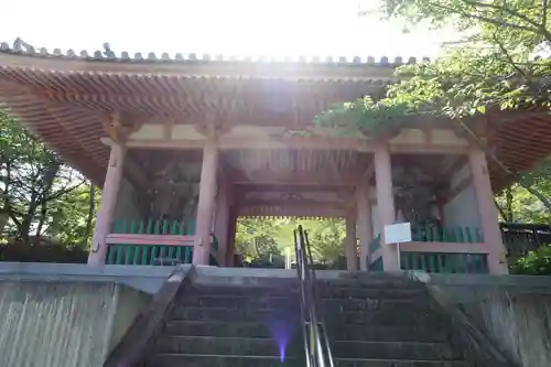 南法華寺（壷阪寺）の山門