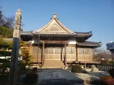 多田幸寺の本殿・本堂