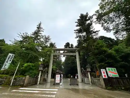 白山比咩神社の鳥居