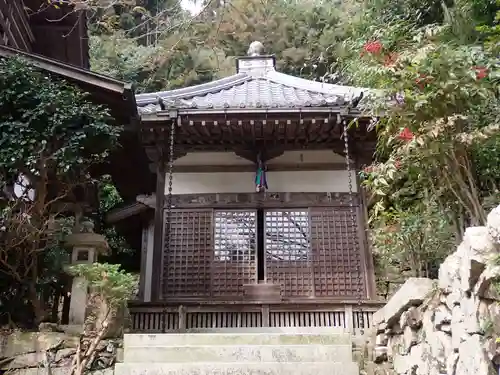 宝厳寺の本殿