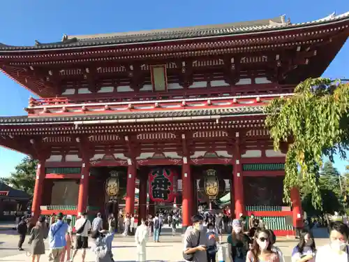 浅草寺の山門