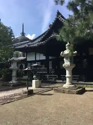 輪王寺の本殿・本堂