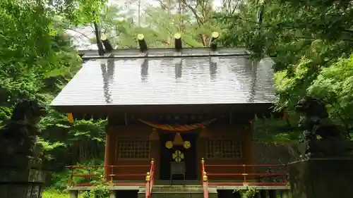 門前温泉神社の本殿・本堂