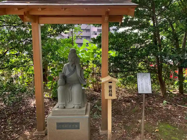 川越八幡宮の像