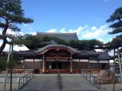 観音寺の本殿・本堂