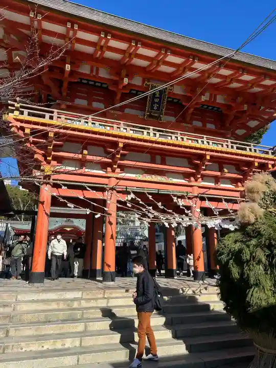 生田神社の{uncategorized: "未分類", other: "その他", undefined: "問題あり", building: "その他建物", grave: "お墓", sacred_gate: "鳥居", guardian: "狛犬", statue: "像", buddha: "仏像", history: "歴史", nature: "自然", garden: "庭園", animal: "動物", pagoda: "塔", temizu: "手水舎", mountain_gate: "山門・神門", sanctuary: "本殿・本堂", subordinate: "末社・摂社", art: "芸術", scenery: "景色", jizo: "地蔵", ema: "絵馬", goshuin: "御朱印", omikuji: "おみくじ", items: "授与品その他", amulet: "お守り", goshuincho: "御朱印帳", eats: "食事", festival: "お祭り", votive_dance: "神楽", shichigosan: "七五三参", wedding: "結婚式", experience: "体験その他", initially: "初詣", around: "周辺", anti_infection: "感染症対策"}
