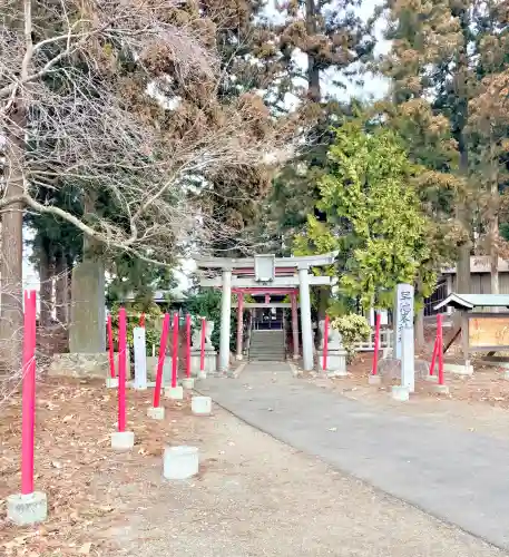 早池峯神社の{uncategorized: "未分類", other: "その他", undefined: "問題あり", building: "その他建物", grave: "お墓", sacred_gate: "鳥居", guardian: "狛犬", statue: "像", buddha: "仏像", history: "歴史", nature: "自然", garden: "庭園", animal: "動物", pagoda: "塔", temizu: "手水舎", mountain_gate: "山門・神門", sanctuary: "本殿・本堂", subordinate: "末社・摂社", art: "芸術", scenery: "景色", jizo: "地蔵", ema: "絵馬", goshuin: "御朱印", omikuji: "おみくじ", items: "授与品その他", amulet: "お守り", goshuincho: "御朱印帳", eats: "食事", festival: "お祭り", votive_dance: "神楽", shichigosan: "七五三参", wedding: "結婚式", experience: "体験その他", initially: "初詣", around: "周辺", anti_infection: "感染症対策"}