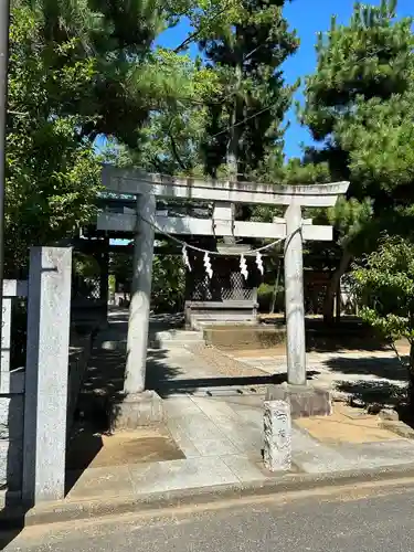 白幡天神社の鳥居