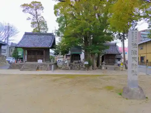 綿積神社の末社