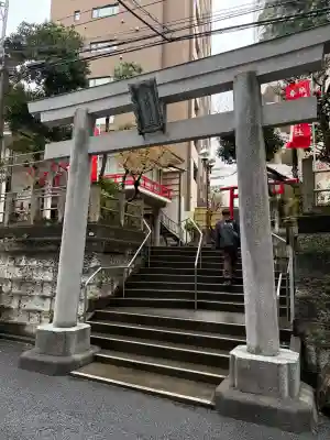 妻戀神社の{uncategorized: "未分類", other: "その他", undefined: "問題あり", building: "その他建物", grave: "お墓", sacred_gate: "鳥居", guardian: "狛犬", statue: "像", buddha: "仏像", history: "歴史", nature: "自然", garden: "庭園", animal: "動物", pagoda: "塔", temizu: "手水舎", mountain_gate: "山門・神門", sanctuary: "本殿・本堂", subordinate: "末社・摂社", art: "芸術", scenery: "景色", jizo: "地蔵", ema: "絵馬", goshuin: "御朱印", omikuji: "おみくじ", items: "授与品その他", amulet: "お守り", goshuincho: "御朱印帳", eats: "食事", festival: "お祭り", votive_dance: "神楽", shichigosan: "七五三参", wedding: "結婚式", experience: "体験その他", initially: "初詣", around: "周辺", anti_infection: "感染症対策"}