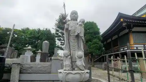 慈眼寺の像