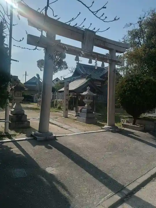 西川八幡神社の{uncategorized: "未分類", other: "その他", undefined: "問題あり", building: "その他建物", grave: "お墓", sacred_gate: "鳥居", guardian: "狛犬", statue: "像", buddha: "仏像", history: "歴史", nature: "自然", garden: "庭園", animal: "動物", pagoda: "塔", temizu: "手水舎", mountain_gate: "山門・神門", sanctuary: "本殿・本堂", subordinate: "末社・摂社", art: "芸術", scenery: "景色", jizo: "地蔵", ema: "絵馬", goshuin: "御朱印", omikuji: "おみくじ", items: "授与品その他", amulet: "お守り", goshuincho: "御朱印帳", eats: "食事", festival: "お祭り", votive_dance: "神楽", shichigosan: "七五三参", wedding: "結婚式", experience: "体験その他", initially: "初詣", around: "周辺", anti_infection: "感染症対策"}