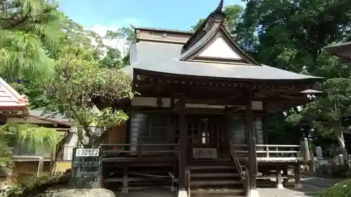 西光寺の本殿・本堂