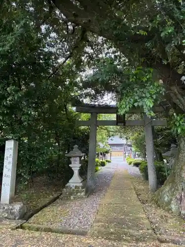 阿志都彌神社・行過天満宮の{uncategorized: "未分類", other: "その他", undefined: "問題あり", building: "その他建物", grave: "お墓", sacred_gate: "鳥居", guardian: "狛犬", statue: "像", buddha: "仏像", history: "歴史", nature: "自然", garden: "庭園", animal: "動物", pagoda: "塔", temizu: "手水舎", mountain_gate: "山門・神門", sanctuary: "本殿・本堂", subordinate: "末社・摂社", art: "芸術", scenery: "景色", jizo: "地蔵", ema: "絵馬", goshuin: "御朱印", omikuji: "おみくじ", items: "授与品その他", amulet: "お守り", goshuincho: "御朱印帳", eats: "食事", festival: "お祭り", votive_dance: "神楽", shichigosan: "七五三参", wedding: "結婚式", experience: "体験その他", initially: "初詣", around: "周辺", anti_infection: "感染症対策"}