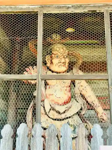 勝福寺の{uncategorized: "未分類", other: "その他", undefined: "問題あり", building: "その他建物", grave: "お墓", sacred_gate: "鳥居", guardian: "狛犬", statue: "像", buddha: "仏像", history: "歴史", nature: "自然", garden: "庭園", animal: "動物", pagoda: "塔", temizu: "手水舎", mountain_gate: "山門・神門", sanctuary: "本殿・本堂", subordinate: "末社・摂社", art: "芸術", scenery: "景色", jizo: "地蔵", ema: "絵馬", goshuin: "御朱印", omikuji: "おみくじ", items: "授与品その他", amulet: "お守り", goshuincho: "御朱印帳", eats: "食事", festival: "お祭り", votive_dance: "神楽", shichigosan: "七五三参", wedding: "結婚式", experience: "体験その他", initially: "初詣", around: "周辺", anti_infection: "感染症対策"}