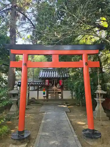 等乃伎神社の{uncategorized: "未分類", other: "その他", undefined: "問題あり", building: "その他建物", grave: "お墓", sacred_gate: "鳥居", guardian: "狛犬", statue: "像", buddha: "仏像", history: "歴史", nature: "自然", garden: "庭園", animal: "動物", pagoda: "塔", temizu: "手水舎", mountain_gate: "山門・神門", sanctuary: "本殿・本堂", subordinate: "末社・摂社", art: "芸術", scenery: "景色", jizo: "地蔵", ema: "絵馬", goshuin: "御朱印", omikuji: "おみくじ", items: "授与品その他", amulet: "お守り", goshuincho: "御朱印帳", eats: "食事", festival: "お祭り", votive_dance: "神楽", shichigosan: "七五三参", wedding: "結婚式", experience: "体験その他", initially: "初詣", around: "周辺", anti_infection: "感染症対策"}