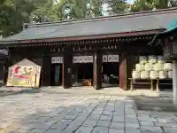 雄山神社前立社壇の{uncategorized: "未分類", other: "その他", undefined: "問題あり", building: "その他建物", grave: "お墓", sacred_gate: "鳥居", guardian: "狛犬", statue: "像", buddha: "仏像", history: "歴史", nature: "自然", garden: "庭園", animal: "動物", pagoda: "塔", temizu: "手水舎", mountain_gate: "山門・神門", sanctuary: "本殿・本堂", subordinate: "末社・摂社", art: "芸術", scenery: "景色", jizo: "地蔵", ema: "絵馬", goshuin: "御朱印", omikuji: "おみくじ", items: "授与品その他", amulet: "お守り", goshuincho: "御朱印帳", eats: "食事", festival: "お祭り", votive_dance: "神楽", shichigosan: "七五三参", wedding: "結婚式", experience: "体験その他", initially: "初詣", around: "周辺", anti_infection: "感染症対策"}