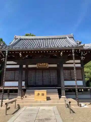 常楽寺の本殿・本堂