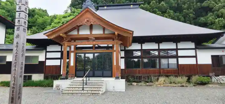 善光寺の本殿・本堂