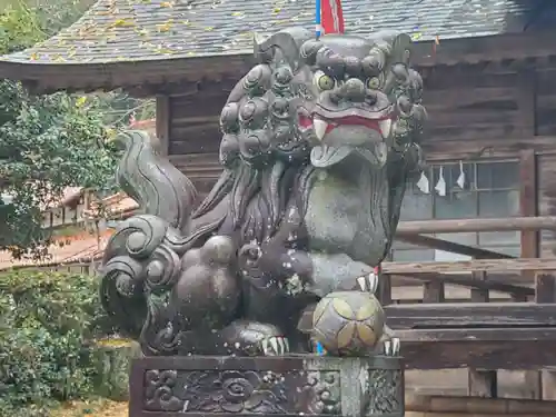 熊野神社の狛犬