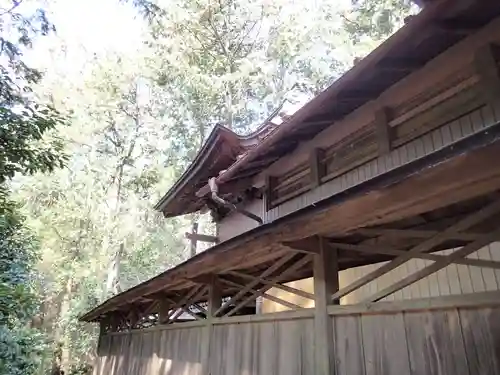 岩上神社の本殿