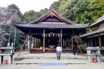曽野稲荷神社の本殿・本堂