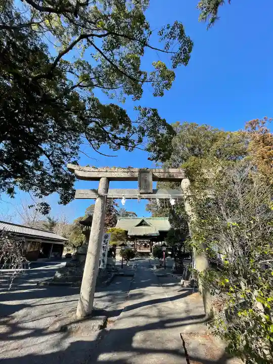 近津神社の鳥居