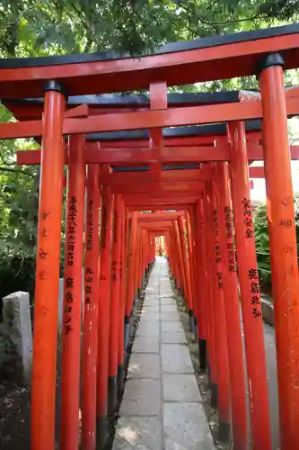 根津神社の鳥居