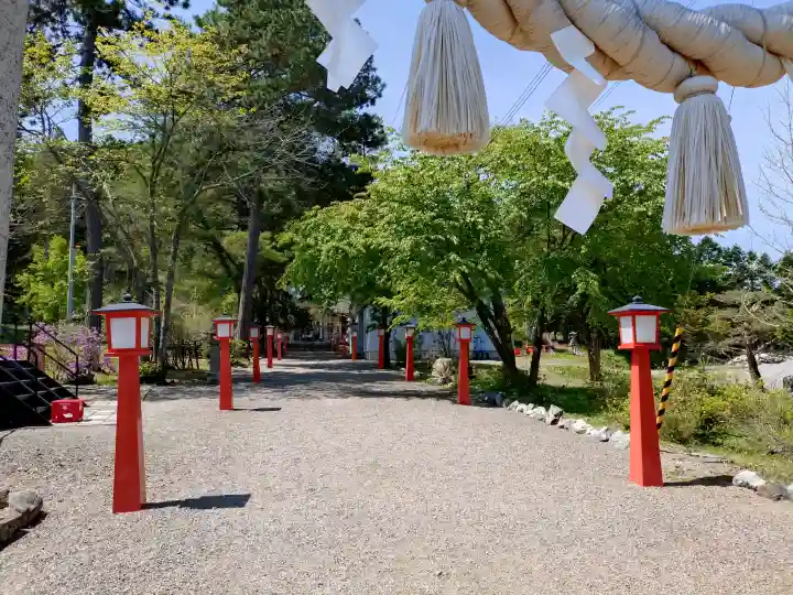 滝上神社の{uncategorized: "未分類", other: "その他", undefined: "問題あり", building: "その他建物", grave: "お墓", sacred_gate: "鳥居", guardian: "狛犬", statue: "像", buddha: "仏像", history: "歴史", nature: "自然", garden: "庭園", animal: "動物", pagoda: "塔", temizu: "手水舎", mountain_gate: "山門・神門", sanctuary: "本殿・本堂", subordinate: "末社・摂社", art: "芸術", scenery: "景色", jizo: "地蔵", ema: "絵馬", goshuin: "御朱印", omikuji: "おみくじ", items: "授与品その他", amulet: "お守り", goshuincho: "御朱印帳", eats: "食事", festival: "お祭り", votive_dance: "神楽", shichigosan: "七五三参", wedding: "結婚式", experience: "体験その他", initially: "初詣", around: "周辺", anti_infection: "感染症対策"}