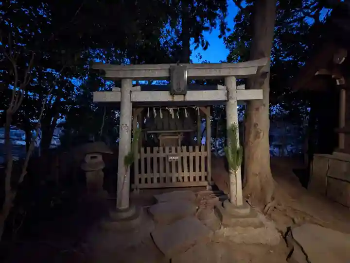 検見川神社の末社・摂社