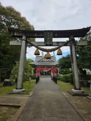伏木神社の{uncategorized: "未分類", other: "その他", undefined: "問題あり", building: "その他建物", grave: "お墓", sacred_gate: "鳥居", guardian: "狛犬", statue: "像", buddha: "仏像", history: "歴史", nature: "自然", garden: "庭園", animal: "動物", pagoda: "塔", temizu: "手水舎", mountain_gate: "山門・神門", sanctuary: "本殿・本堂", subordinate: "末社・摂社", art: "芸術", scenery: "景色", jizo: "地蔵", ema: "絵馬", goshuin: "御朱印", omikuji: "おみくじ", items: "授与品その他", amulet: "お守り", goshuincho: "御朱印帳", eats: "食事", festival: "お祭り", votive_dance: "神楽", shichigosan: "七五三参", wedding: "結婚式", experience: "体験その他", initially: "初詣", around: "周辺", anti_infection: "感染症対策"}