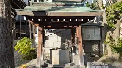 本能寺の手水舎