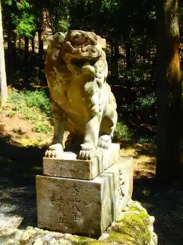 清瀬神社の狛犬