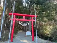 水神社の{uncategorized: "未分類", other: "その他", undefined: "問題あり", building: "その他建物", grave: "お墓", sacred_gate: "鳥居", guardian: "狛犬", statue: "像", buddha: "仏像", history: "歴史", nature: "自然", garden: "庭園", animal: "動物", pagoda: "塔", temizu: "手水舎", mountain_gate: "山門・神門", sanctuary: "本殿・本堂", subordinate: "末社・摂社", art: "芸術", scenery: "景色", jizo: "地蔵", ema: "絵馬", goshuin: "御朱印", omikuji: "おみくじ", items: "授与品その他", amulet: "お守り", goshuincho: "御朱印帳", eats: "食事", festival: "お祭り", votive_dance: "神楽", shichigosan: "七五三参", wedding: "結婚式", experience: "体験その他", initially: "初詣", around: "周辺", anti_infection: "感染症対策"}