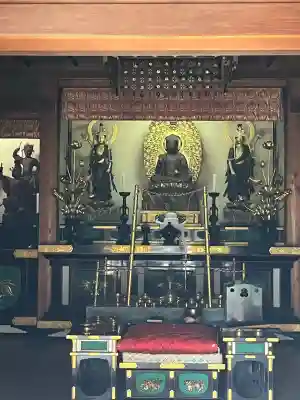 花山院菩提寺の{uncategorized: "未分類", other: "その他", undefined: "問題あり", building: "その他建物", grave: "お墓", sacred_gate: "鳥居", guardian: "狛犬", statue: "像", buddha: "仏像", history: "歴史", nature: "自然", garden: "庭園", animal: "動物", pagoda: "塔", temizu: "手水舎", mountain_gate: "山門・神門", sanctuary: "本殿・本堂", subordinate: "末社・摂社", art: "芸術", scenery: "景色", jizo: "地蔵", ema: "絵馬", goshuin: "御朱印", omikuji: "おみくじ", items: "授与品その他", amulet: "お守り", goshuincho: "御朱印帳", eats: "食事", festival: "お祭り", votive_dance: "神楽", shichigosan: "七五三参", wedding: "結婚式", experience: "体験その他", initially: "初詣", around: "周辺", anti_infection: "感染症対策"}