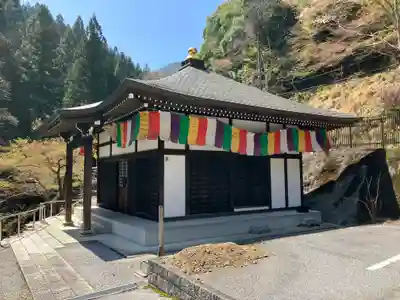 松尾寺の本殿・本堂