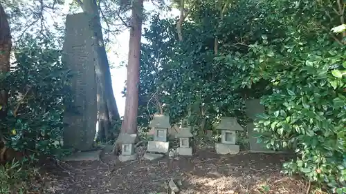 新羅神社の末社