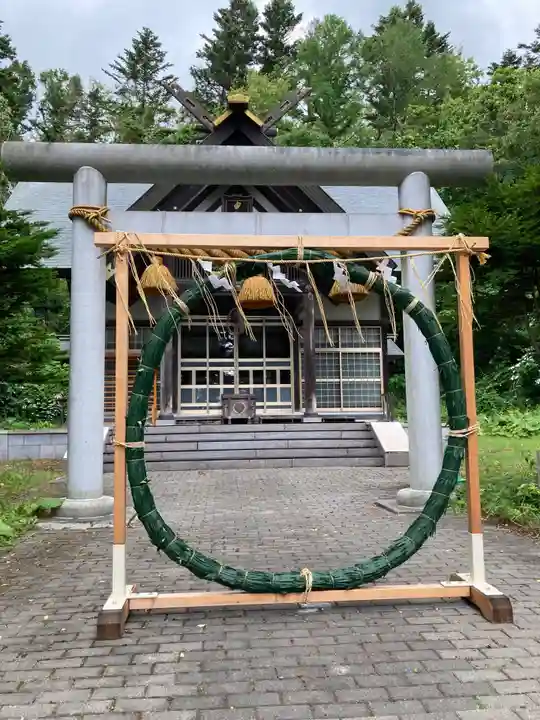由仁神社の鳥居