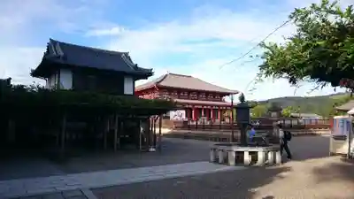 興福寺の本殿・本堂
