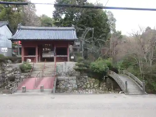 如願寺の山門・神門