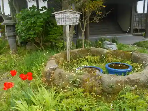 極楽寺（霊鷲山感應院極楽律寺）の庭園