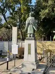 常泉寺の像