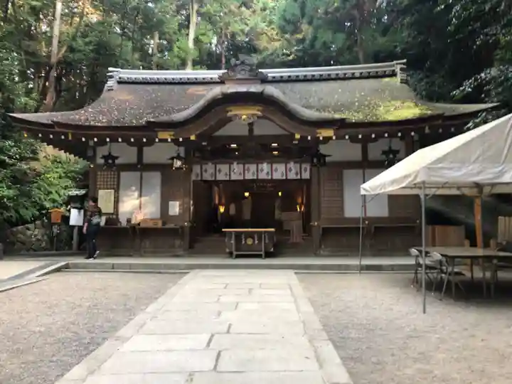 狭井坐大神荒魂神社(狭井神社)の本殿・本堂