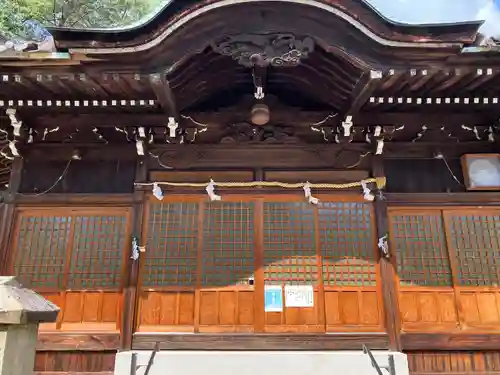 本莊神社の本殿