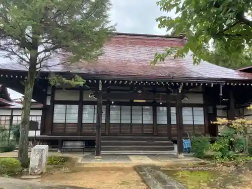 洞雲院の本殿