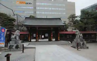 警固神社の山門・神門