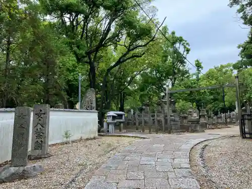 八事山 興正寺の庭園